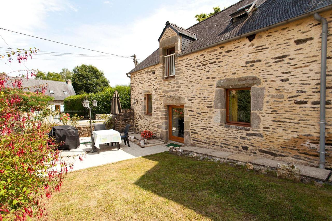 Stone Cottage With Modern Cosy Interior Near To Josselin Perfect Retreat For Writers Or Star Gazers Guegon Exterior foto