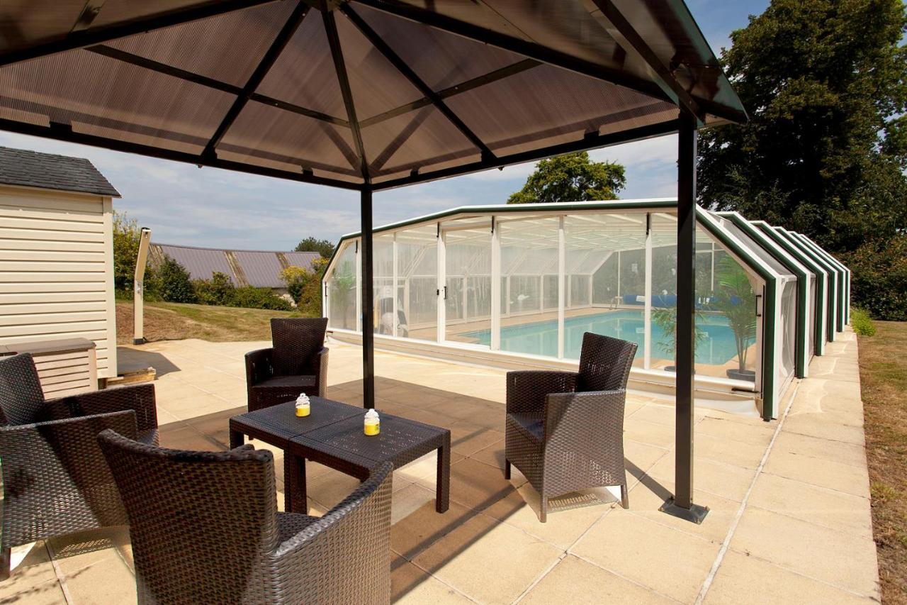 Stone Cottage With Modern Cosy Interior Near To Josselin Perfect Retreat For Writers Or Star Gazers Guegon Exterior foto